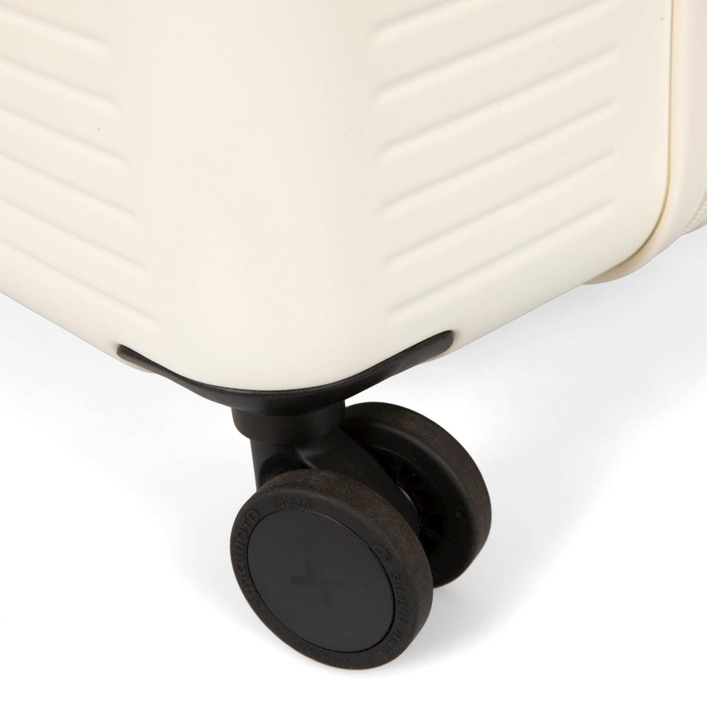 Westmount Hardside 30" Luggage - Bentley