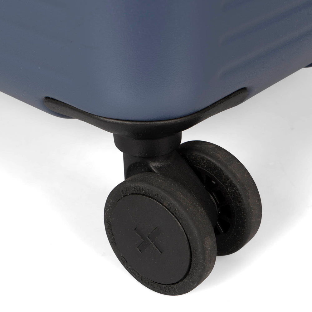 Westmount Hardside 30" Luggage