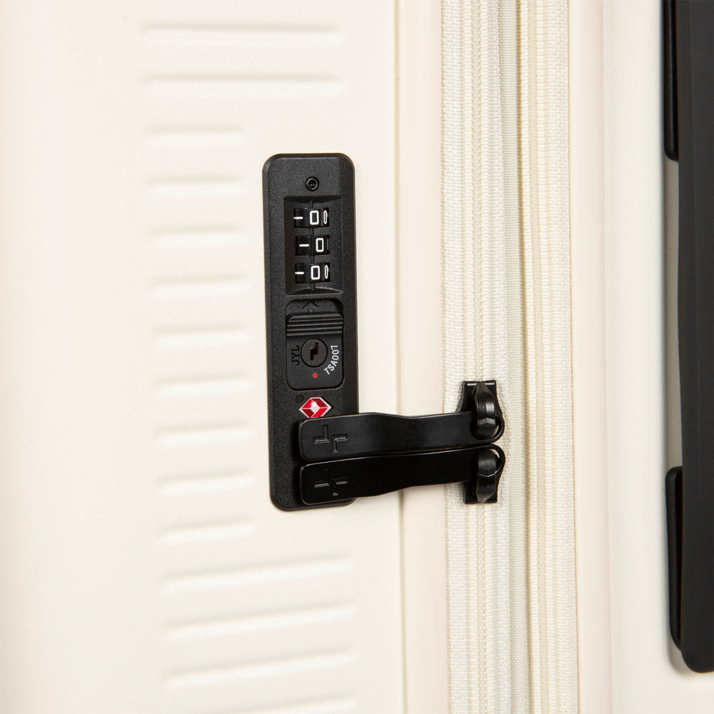 Westmount Hardside 26" Luggage - Bentley