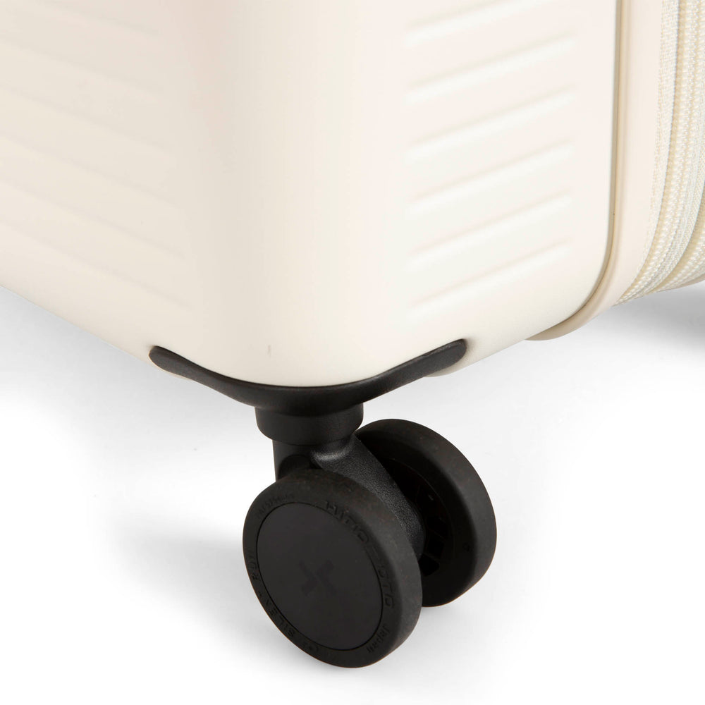 Westmount Hardside 26" Luggage - Bentley