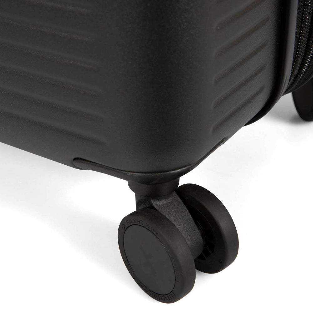 Westmount Hardside 26" Luggage - Bentley