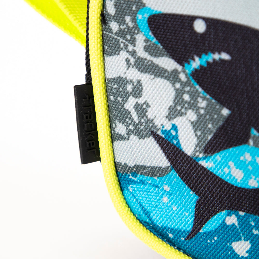 Tracker Shark Trousse