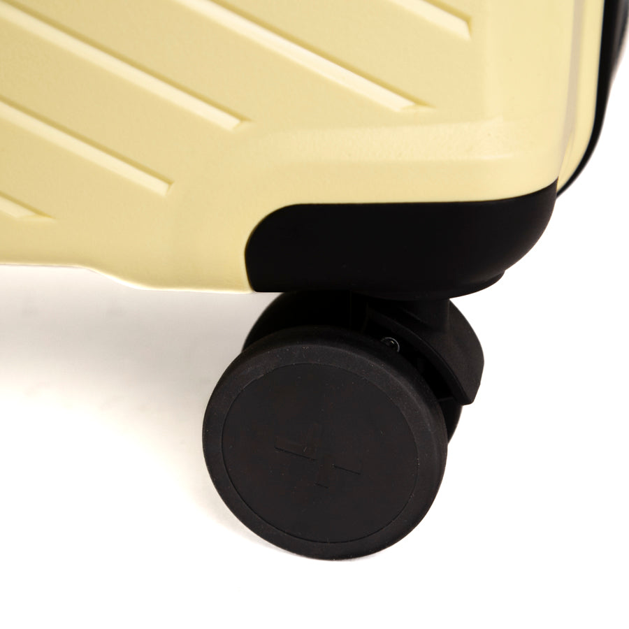 Tracker Dynamo DLX Medium 