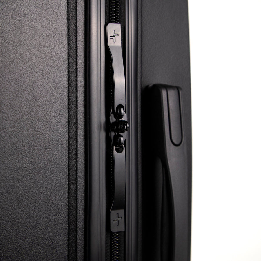 Tracker Dynamo DLX baggage a main