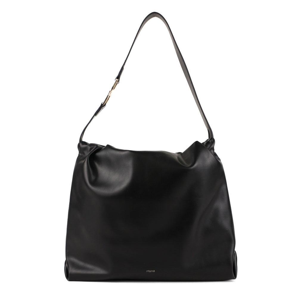 Riona Donna Hobo