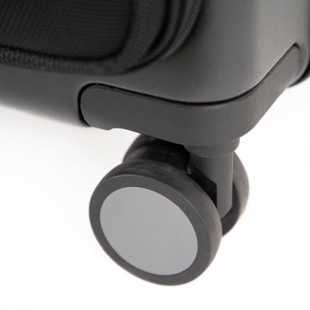 Tracker Carry Pro Hybrid small