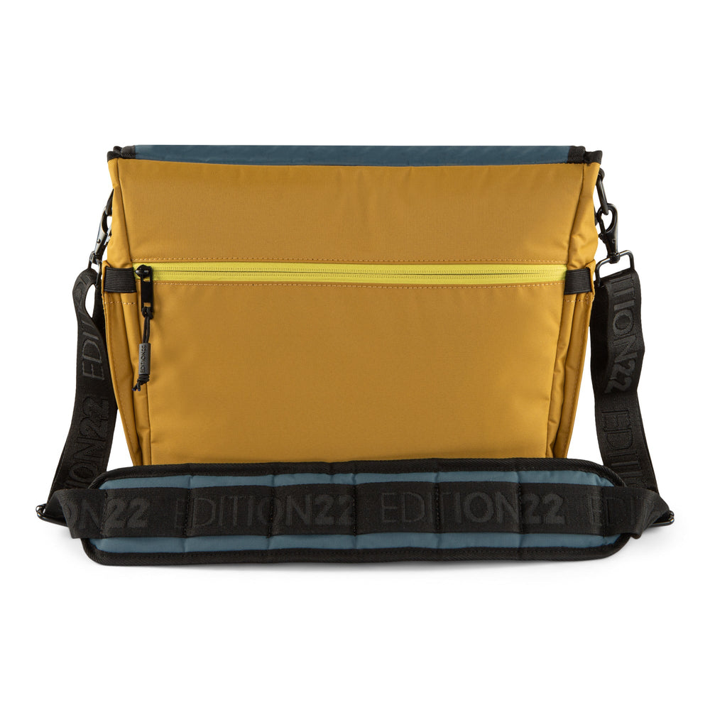 Edition22 Journey Messenger Bag *Drop Ship* - Bentley