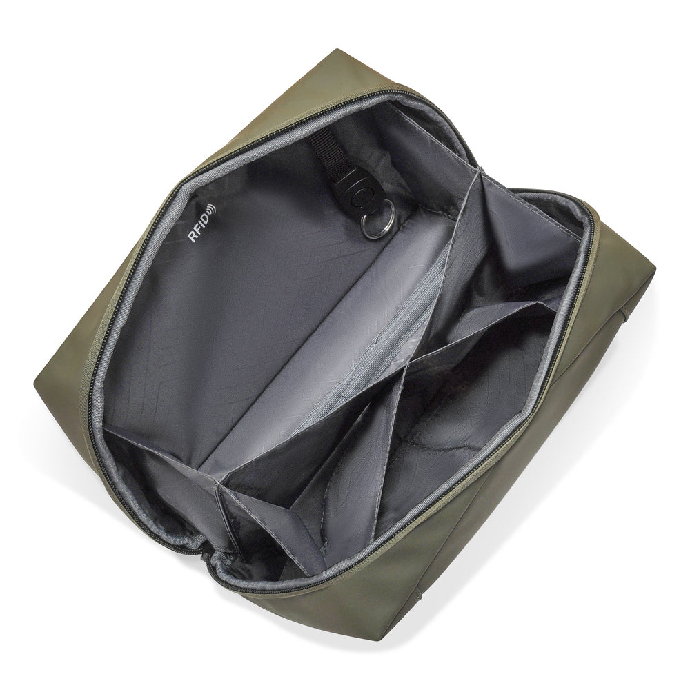 Onyx / Toiletry Bag *Drop Ship*