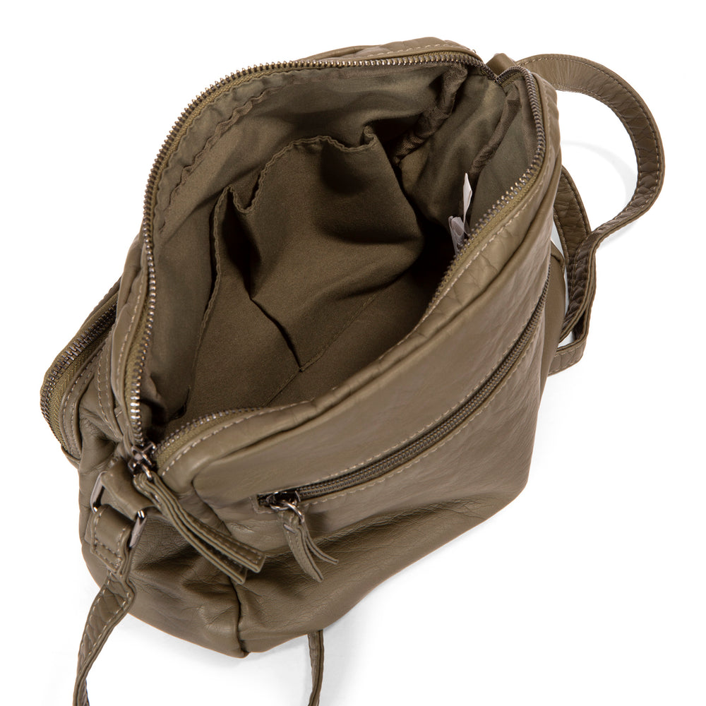 Medium Quilted E/W Crossbody - Bentley